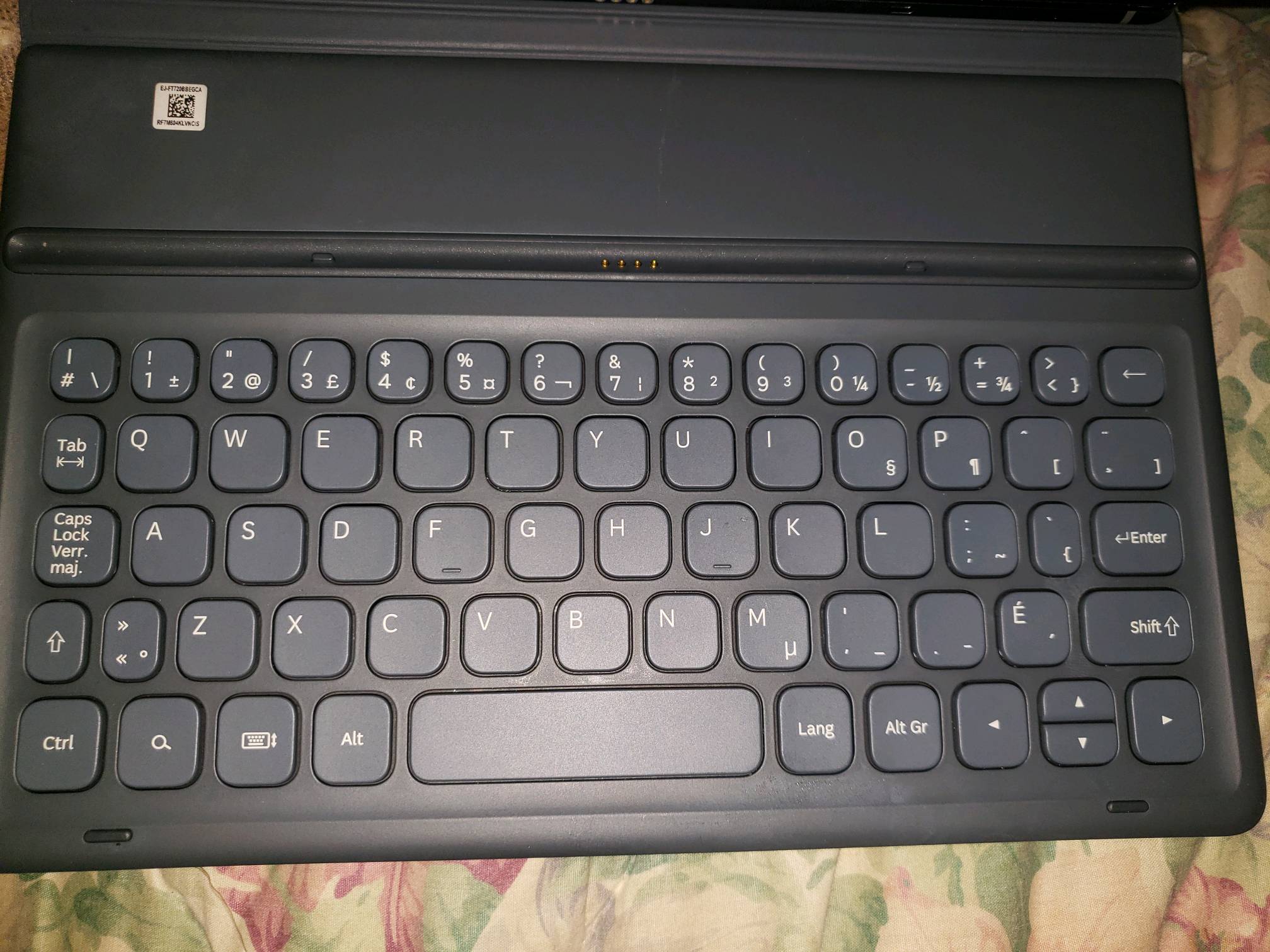 Question about keyboard case Samsung tab S5E - Samsung Members