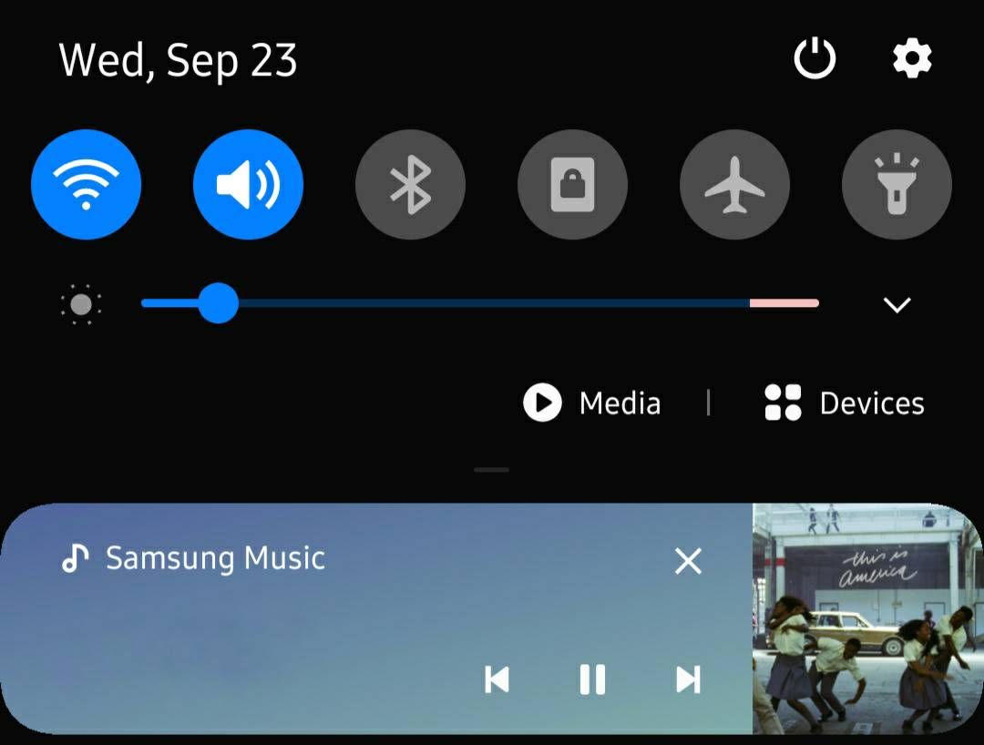 Как изменить картинку музыки в samsung music