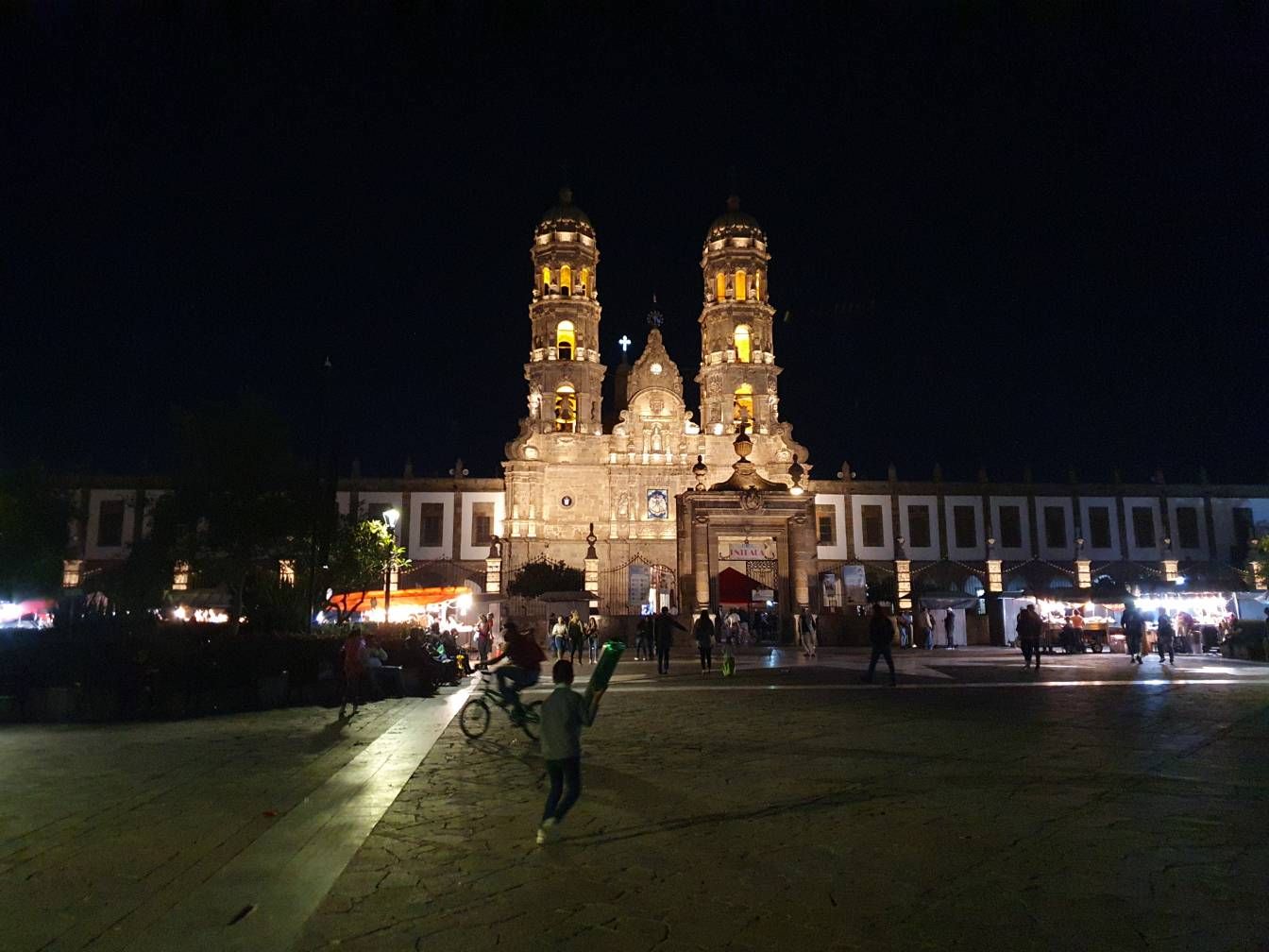 Basilica de zapopan!!! 🕍🌛 Samsung Members