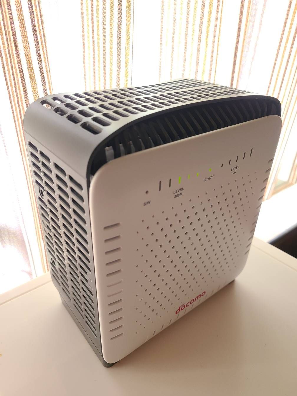 品]NTT docomo レピータ TB-2033