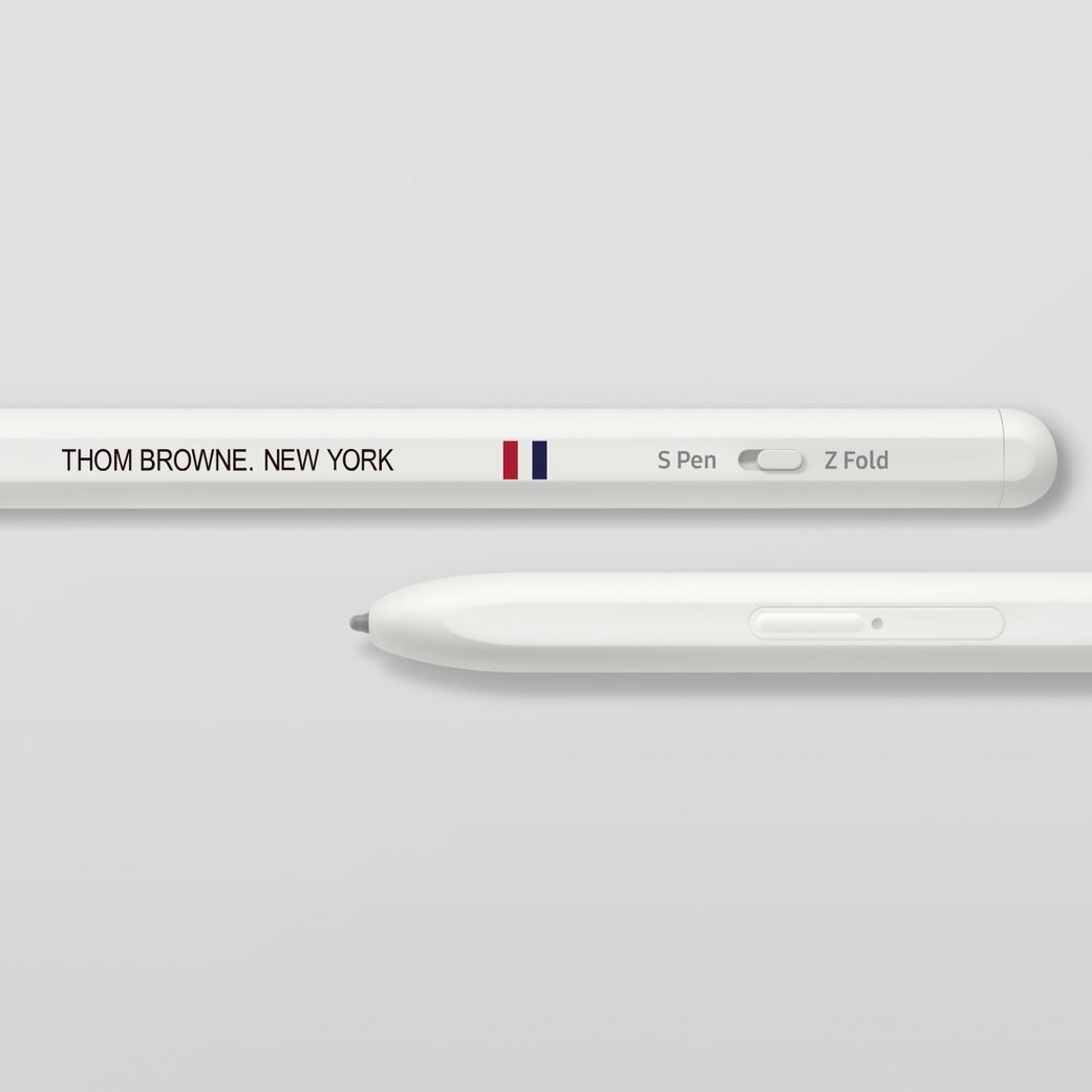 05_thom_browne_3rd_edition_s_pen_pro_product_detail.jpg