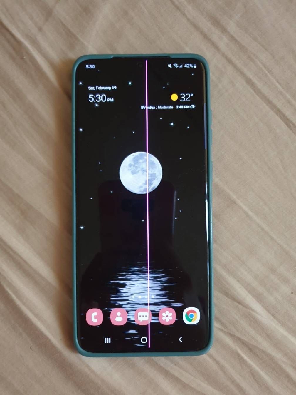 Solved S20+ Vertical pink line Samsung Members