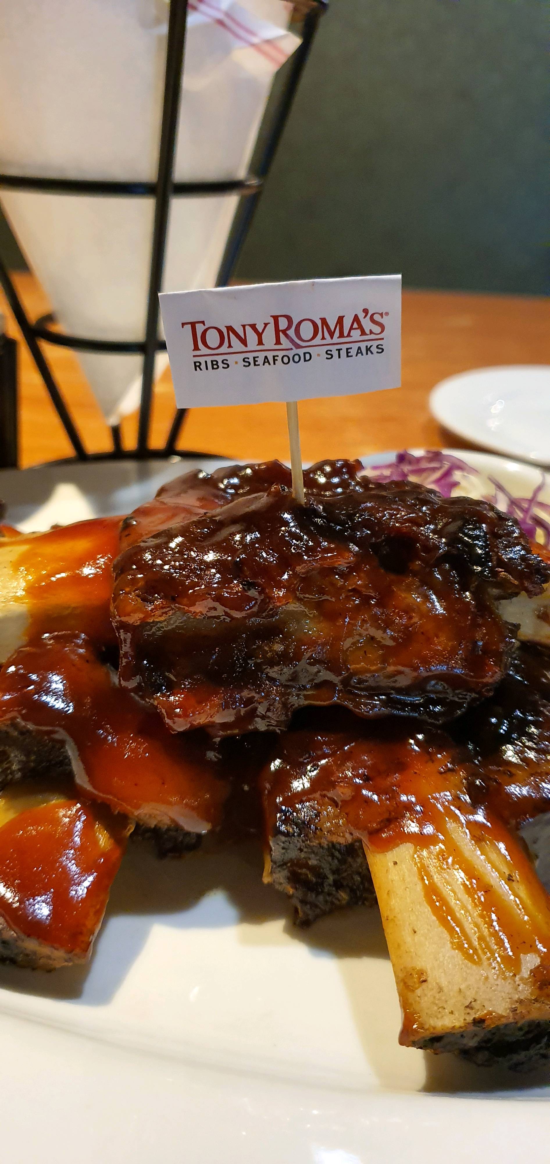 craving full rack rib at Tony Romas Pyramid Mall🤤 - Samsung Members