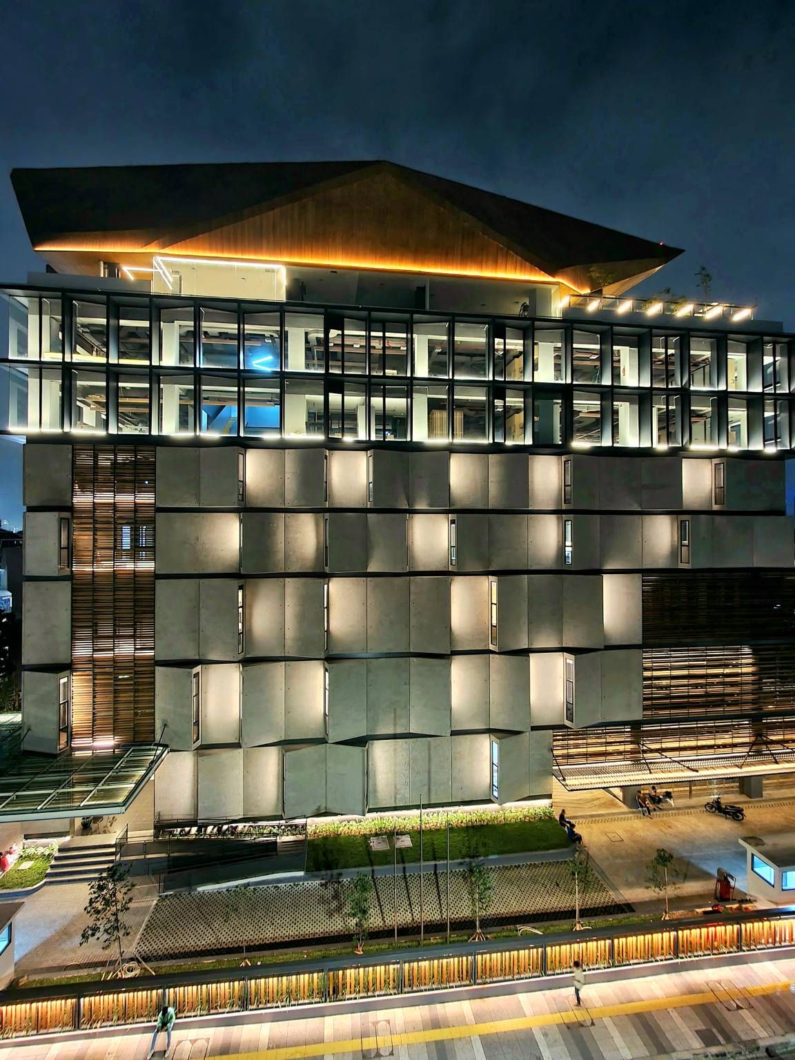 Gedung B PT Kapal Api Global, Jakarta. Design by A... - Samsung Members