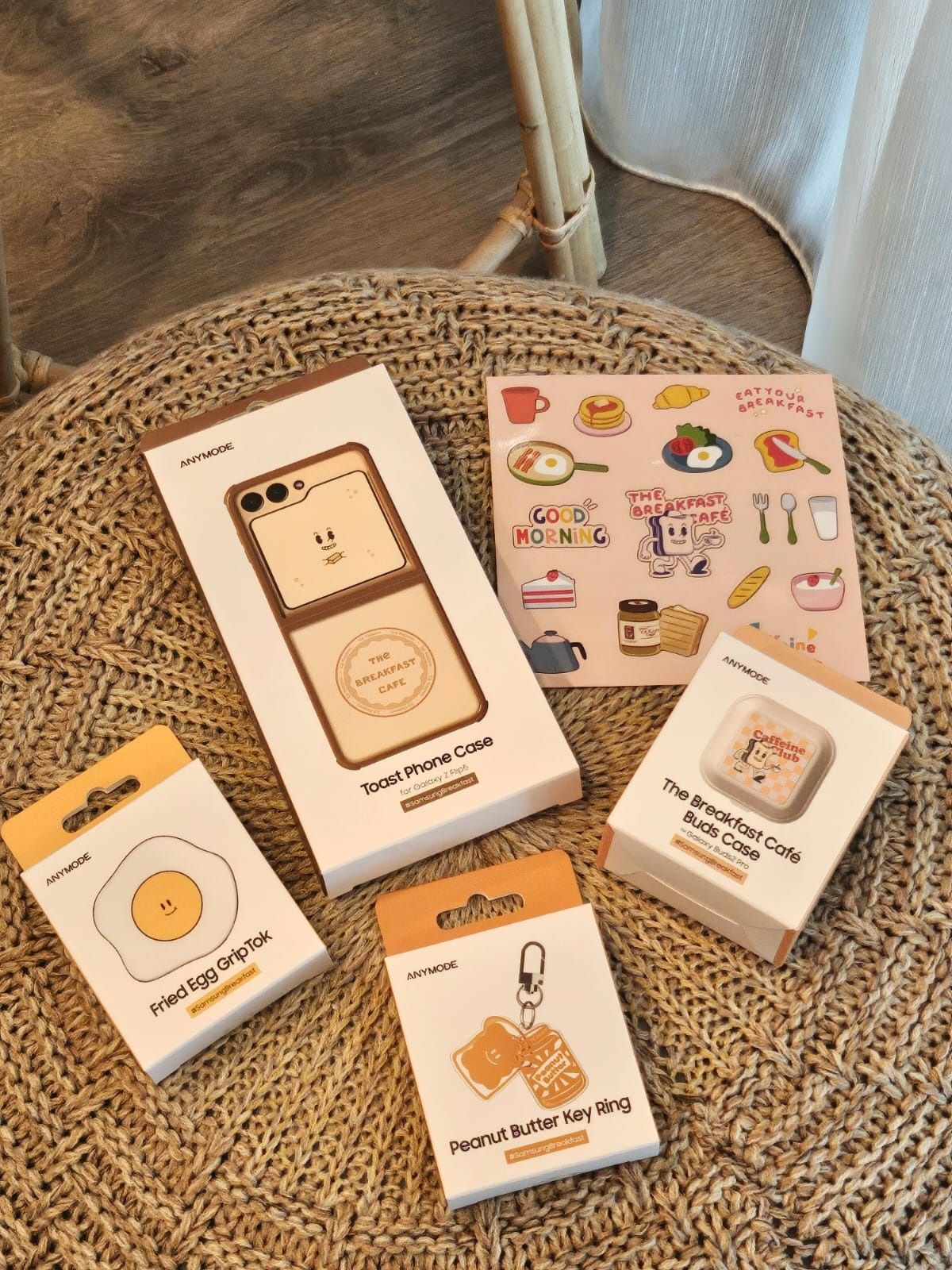 The Breakfast Cafe Accessories Collection - Samsung Members